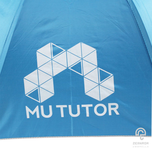 ร่มพรีเมี่ยม แบบพับ 2 ตอน สีฟ้า โลโก้ Mu Tutor