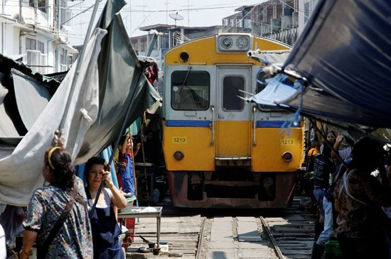 ตลาดร่มหุบ, ตลาดร่มหุบ และประวัติความเป็นมาตลาดร่มหุบ