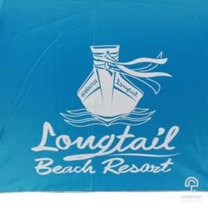 ร่มพรีเมี่ยม ตอนเดียว 24 นิ้ว สีฟ้า-เทา โลโก้ Longtail Beach Resort